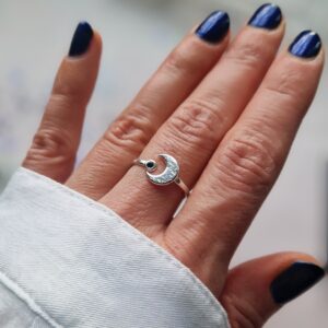 Pierścionek "Power Silver Moon" z księżycem, regulowany